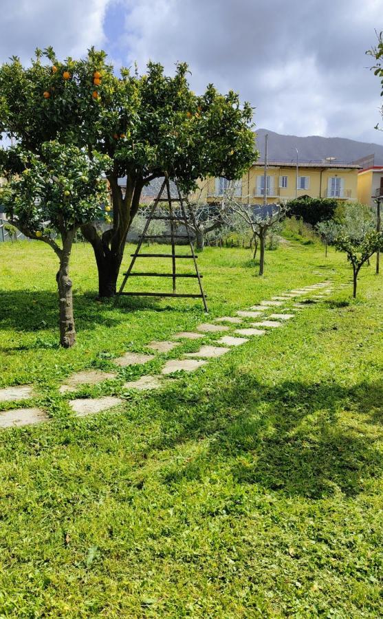 La Famiglia Hotel Pollena Trocchia Ngoại thất bức ảnh